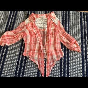 Sheer cropped flannel